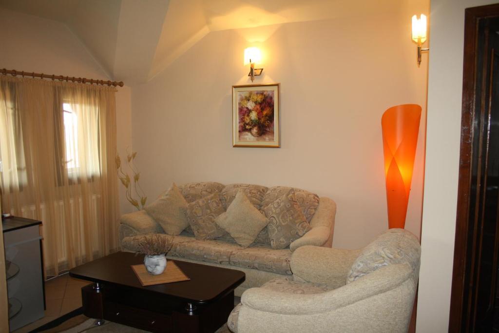 Family Hotel Maraya Arbanasi Δωμάτιο φωτογραφία