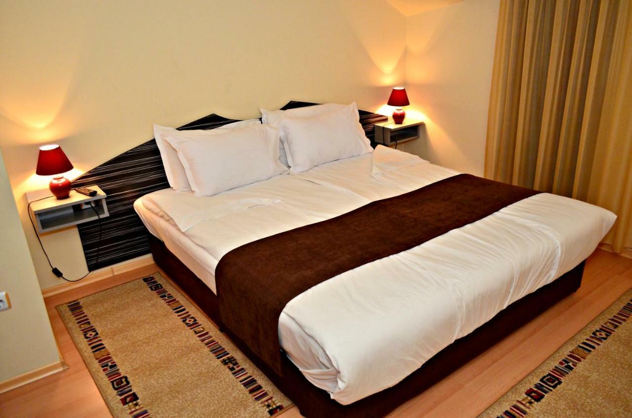 Family Hotel Maraya Arbanasi Εξωτερικό φωτογραφία